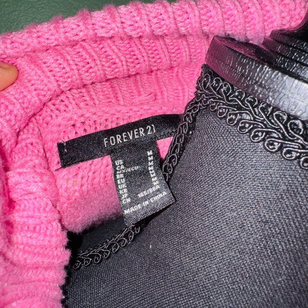 Forever 21 Pink Cutout Cable Knit Turtleneck Sweater - Picture 4 of 5